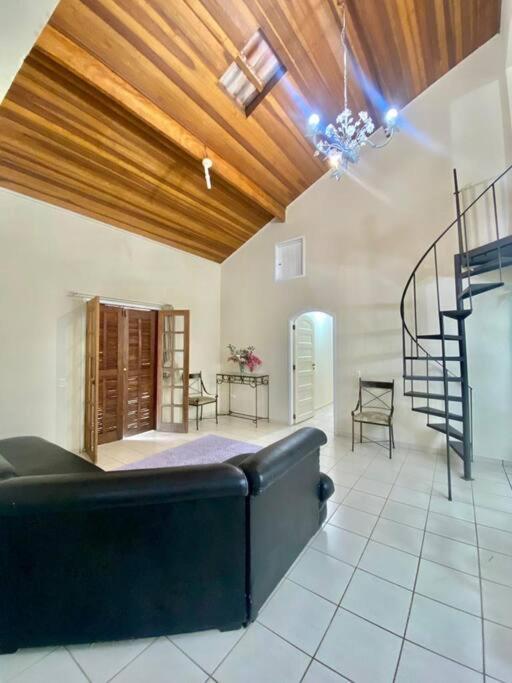 Casa De Campo Em Chacara - Santa Felicidade Casa de férias *