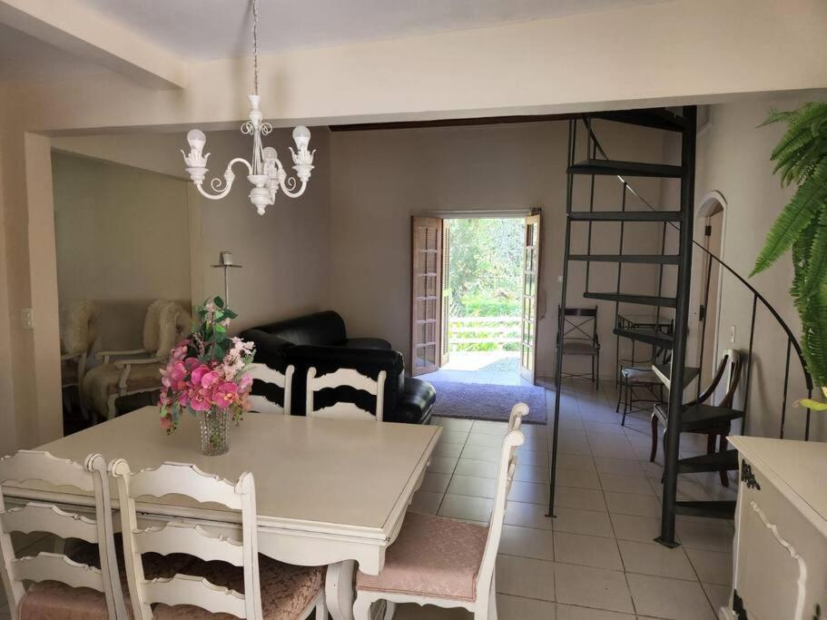 Casa De Campo Em Chacara - Santa Felicidade Curitiba