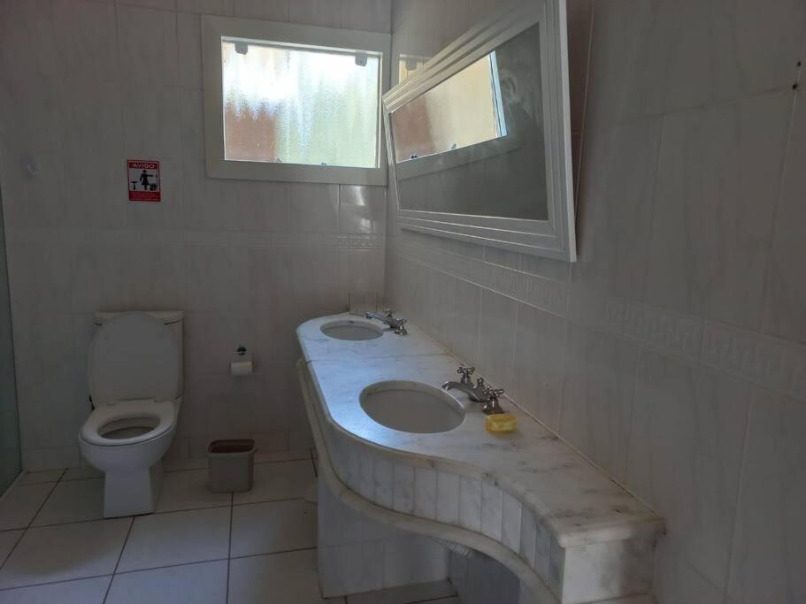 Casa De Campo Em Chacara - Santa Felicidade * Curitiba